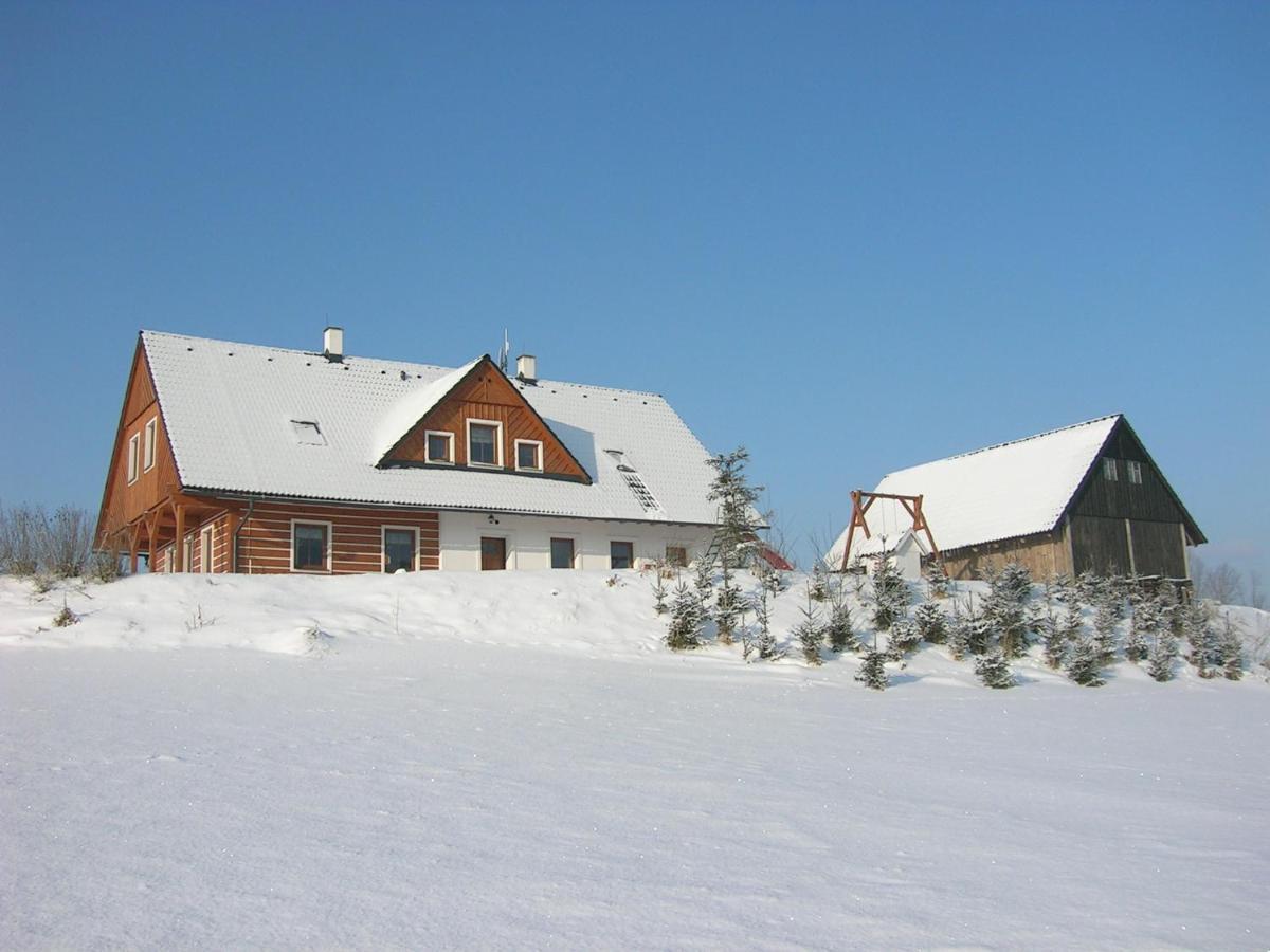 Apartman V Chaloupce Na Vrsku Bernsdorf エクステリア 写真
