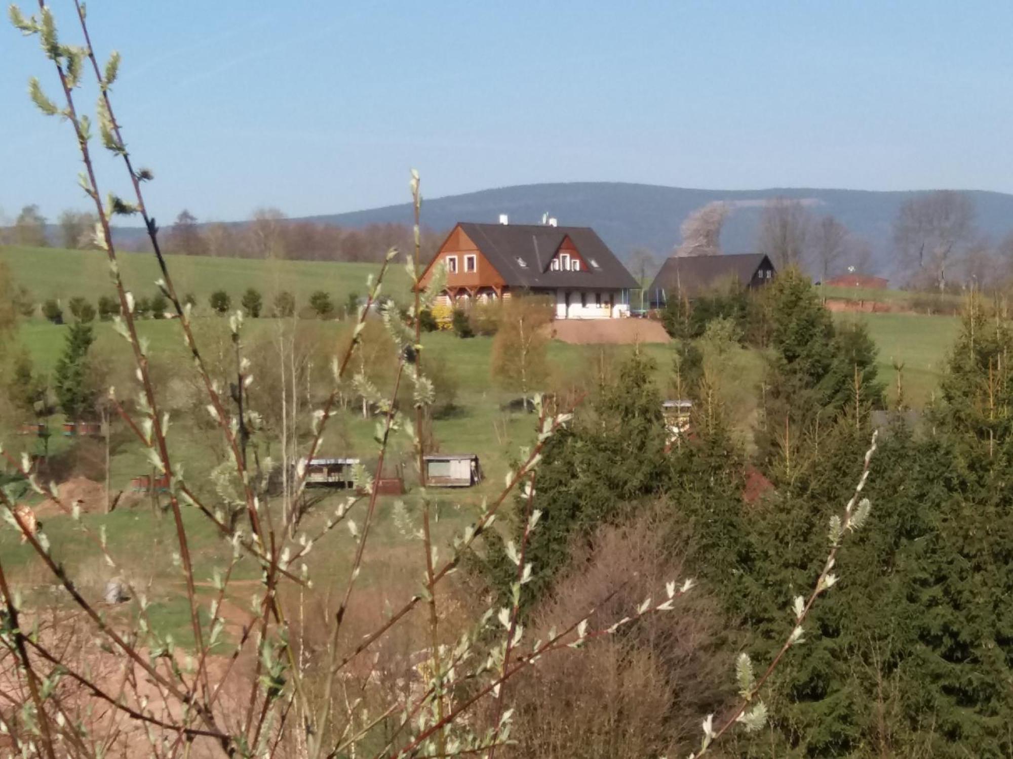 Apartman V Chaloupce Na Vrsku Bernsdorf エクステリア 写真